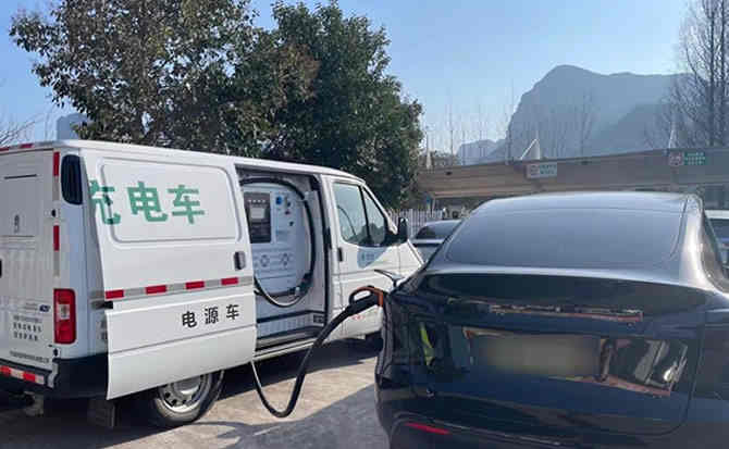 马尔康汽车搭电